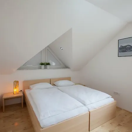 アパート Luxury Karolina