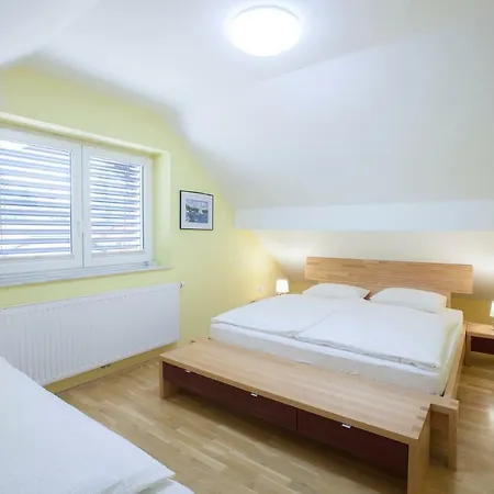 Luxury Karolina Appartement *