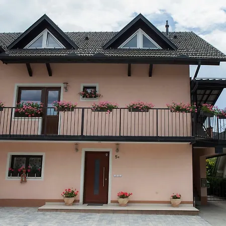 Luxury Karolina Appartement