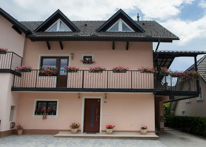 Luxury Karolina Lejlighed